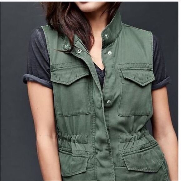 Gap army green lightweight vest zip up vest Sz M - Picture 2 of 7